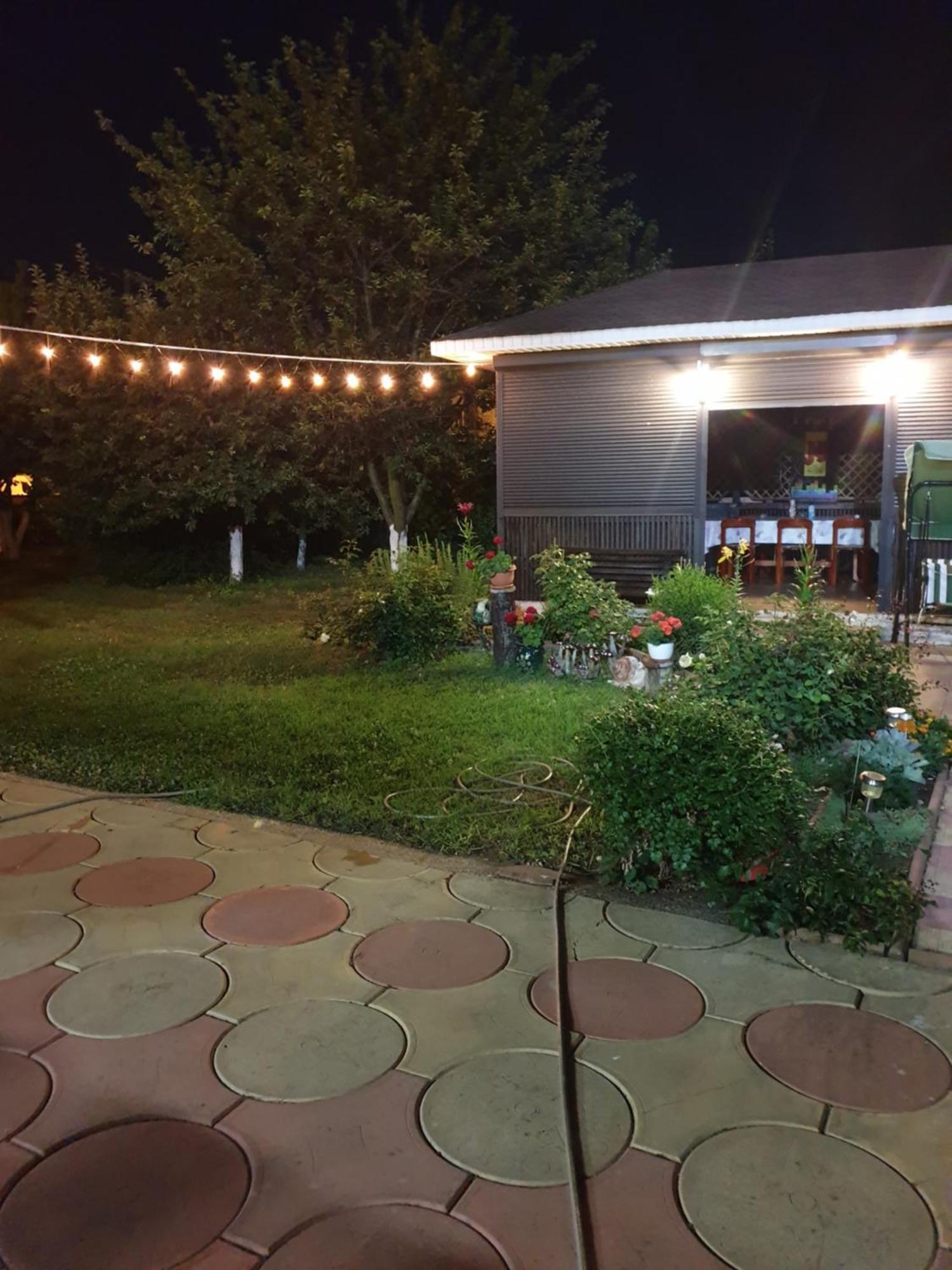 科斯蒂内什蒂 Casa Mary酒店 外观 照片